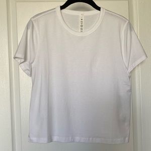 Lululemon classic fit cotton blend tee